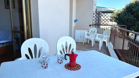 M97 - Marcelli, trilocale sul mare con spiaggia privata Apartamento in Marcelli