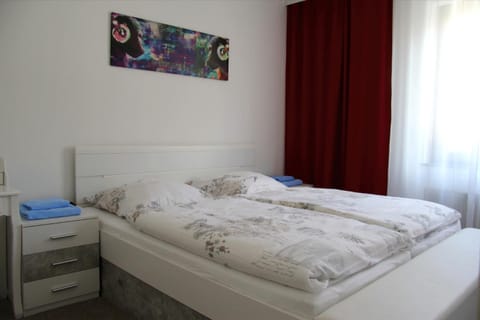Geräumige 4 Zimmer Wohnung an den Kaiserthermen Condominio in Trier