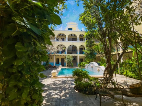 Property building, Garden view, Pool view