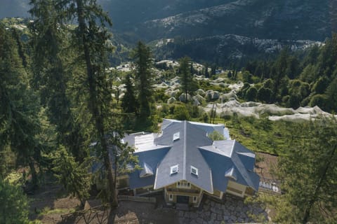 Property building, Natural landscape, Mountain view