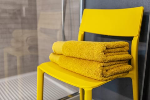 Shower, Bathroom, Decorative detail