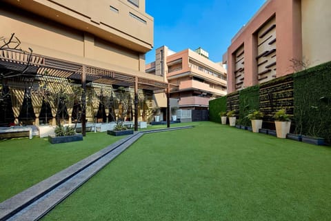 Inner courtyard view