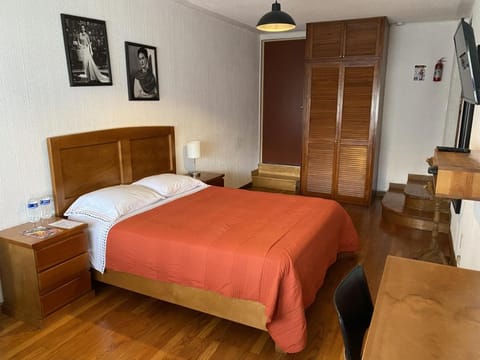 Cozy Private Room Hostel in Mexico City