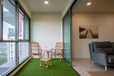 Iskandar Residences 3 Bedroom Copropriété in Singapore