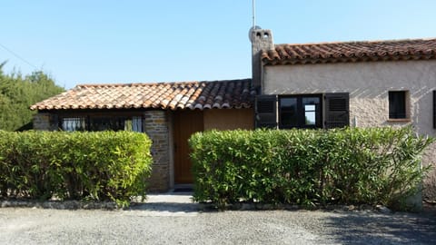 Bastidon "Capitou" House in Fréjus