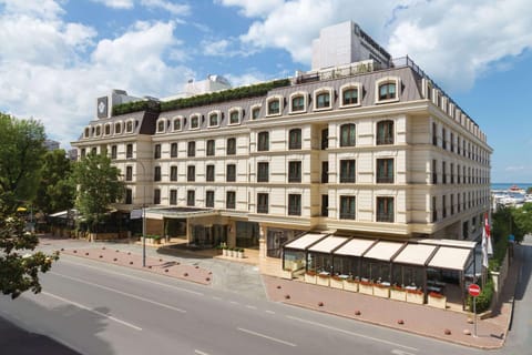 Wyndham Grand Istanbul Kalamış Marina Hotel Hôtel in Istanbul