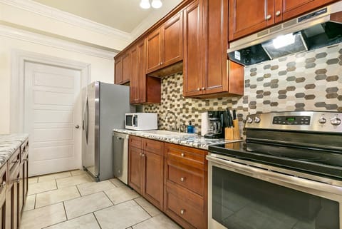 Spacious 4BR City Condo steps from St Charles Ave Condo in New Orleans