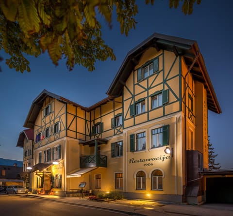 Property building, Facade/entrance, Street view