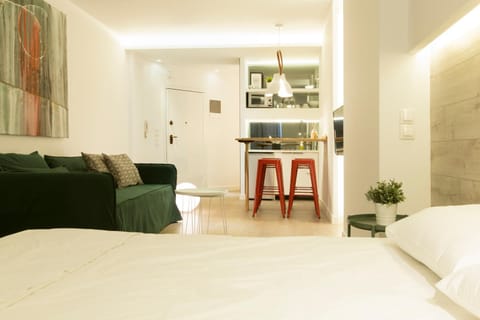 High-End Luxury Apartment 2 Condo in Thessaloniki