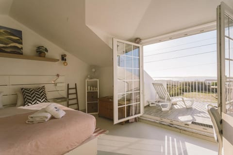 Best Houses 26: Baleal Beach Front Retreat House in Peniche
