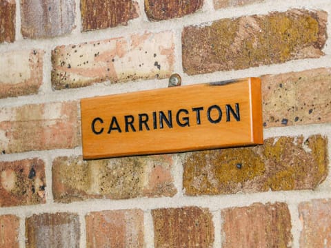 Carrington Cottage House in West Lindsey District