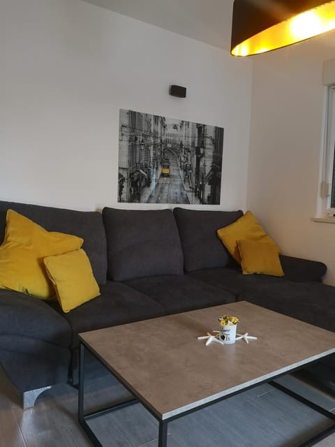 Apartment Kyra Condo in Trogir