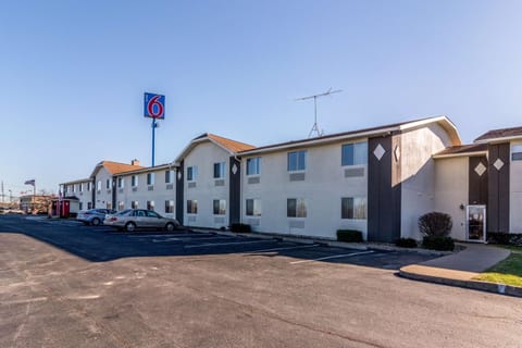 Motel 6-Barkeyville, PA Hotel in Allegheny River