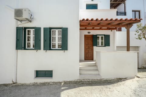 NAXOS HOUSE Condo in Naxos