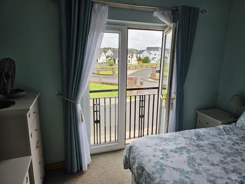 Millstone House family friendly holiday let Portstewart with EV point House in Portstewart