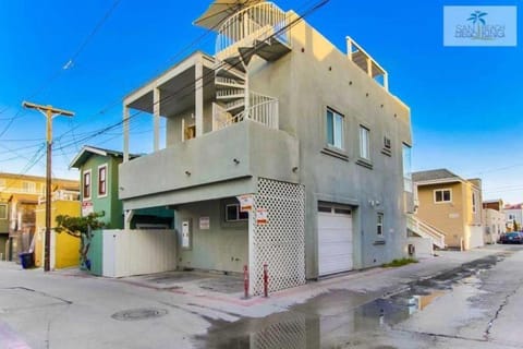 200-surf Stars Penthouse House in Mission Beach