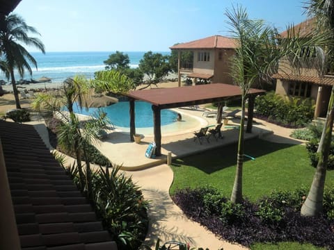 Pool view, Swimming pool