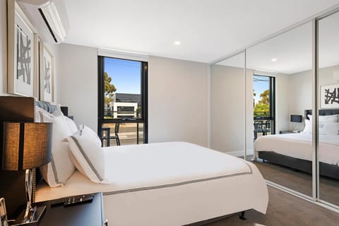 Manhattan Apartments - Notting Hill Apartment hotel in City of Monash