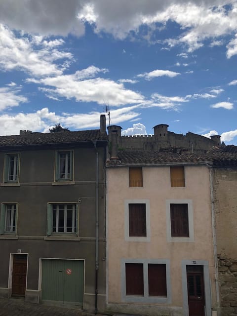 spacieux logement face à la Cité Médievale House in Carcassonne