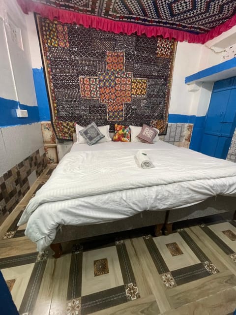 Mirvana Guest House & Camel safari Bed and Breakfast in Sindh