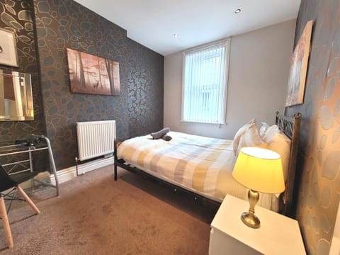 The Bromley Central Holiday Home - Blackpool Resort Collection Casa in Blackpool