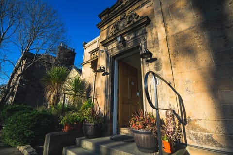 Duthus Lodge Guest House Bed and Breakfast in Edinburgh