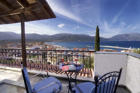 Balcony/Terrace, City view, Mountain view, Sea view