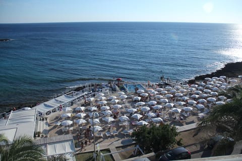 Natural landscape, Beach, Sea view, sunbed