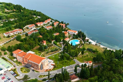 Facade/entrance, Pool view, Sea view, Parking