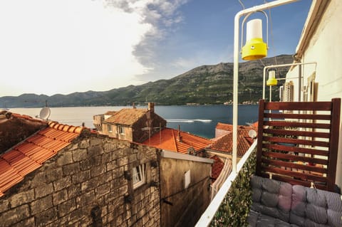 Balcony/Terrace, Mountain view, Sea view