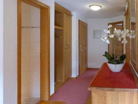 Apartment Chalet Nagano by Interhome Condo in Grindelwald
