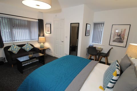 Anson Studios Walsall M6, J10 Bed and Breakfast in Walsall