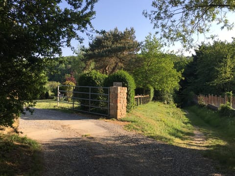 Facade/entrance, Hiking