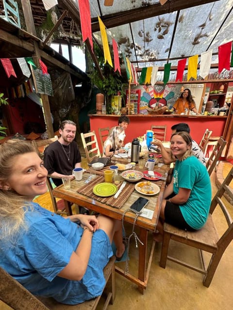 Guests, Breakfast