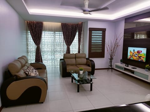 Sekinchan Paddy via Seaview Home Apartment in Selangor, Malaysia