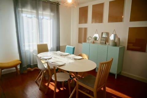 Le 27 - Cosy appartement centre-ville - WIFI Eigentumswohnung in Royan