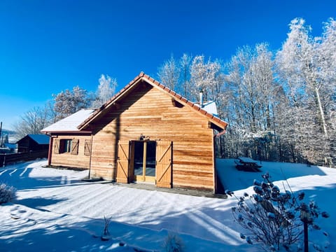 Property building, Natural landscape, Winter