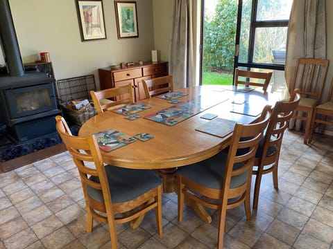 Dining area, flat iron