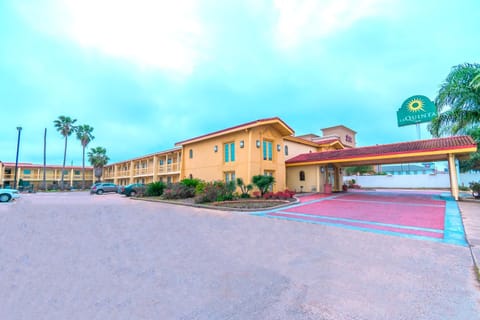La Quinta Inn by Wyndham Clute Lake Jackson Hotel in Lake Jackson