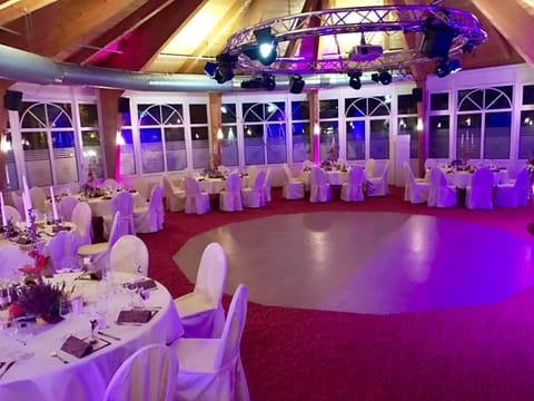 Banquet/Function facilities