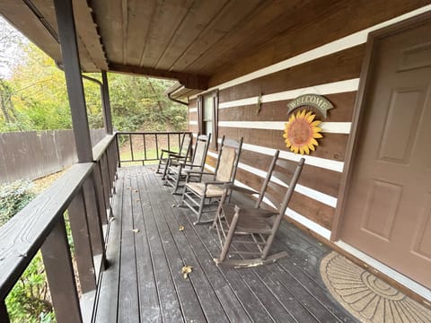 Patio, Day, View (from property/room), Balcony/Terrace