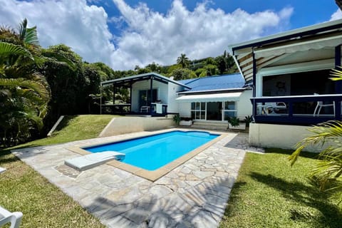 Villa Tiare amazing view - private pool - 4 bedrooms- up to 7 pers Villa in Tahiti