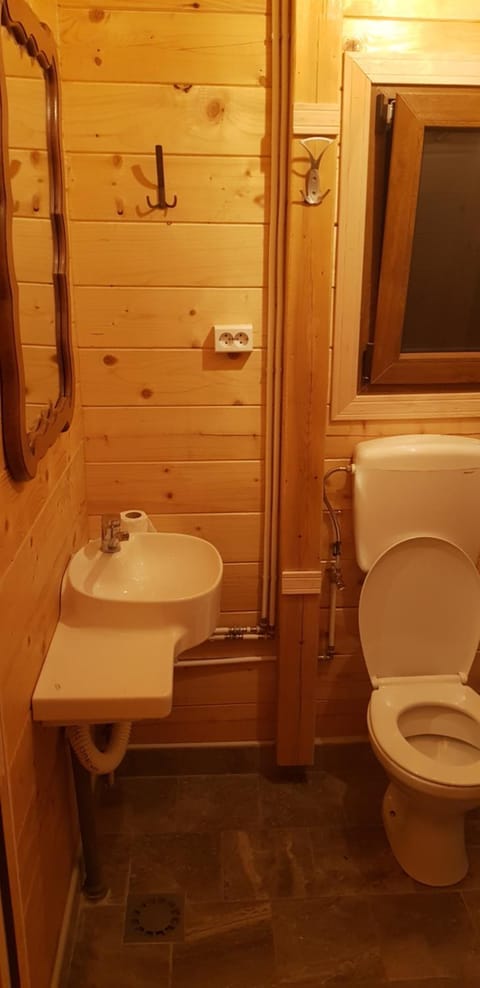 PROKLETIJE eko katun Vusanje Chalet in Montenegro