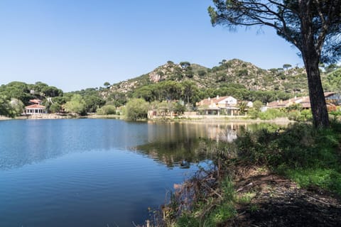 Lake view, Mountain view