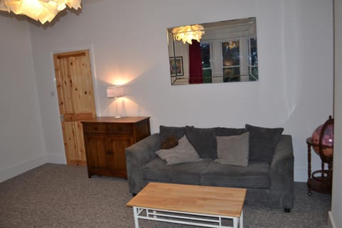 Park View - Two bedroom apartment Condominio in Worthing