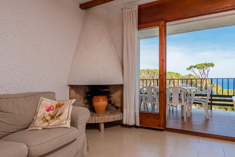 E-2 CALELLA DE PALAFRUGELL 8 PAX Apartment in Calella de Palafrugell