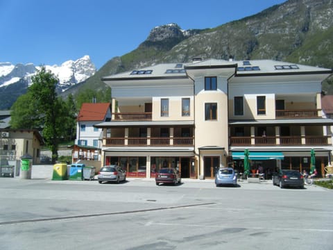 Vila Bovec Sky mansard apartment Condo in Bovec