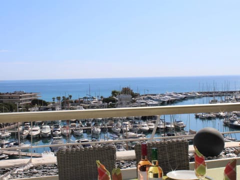 Moderne Appt 2P, Terrasse, Parking, Villeneuve-Loubet Plage - FR-1-252A-7 Apartment in Villeneuve-Loubet