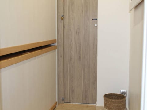 Moderne Appt 2P, Terrasse, Parking, Villeneuve-Loubet Plage - FR-1-252A-7 Apartment in Villeneuve-Loubet