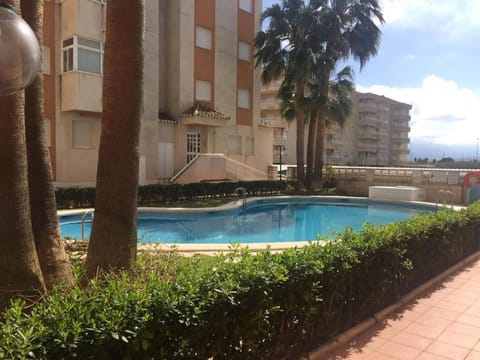 .Apartamento 1a linea de playa + piscina + parking DAIMUS Appartamento in Daimús